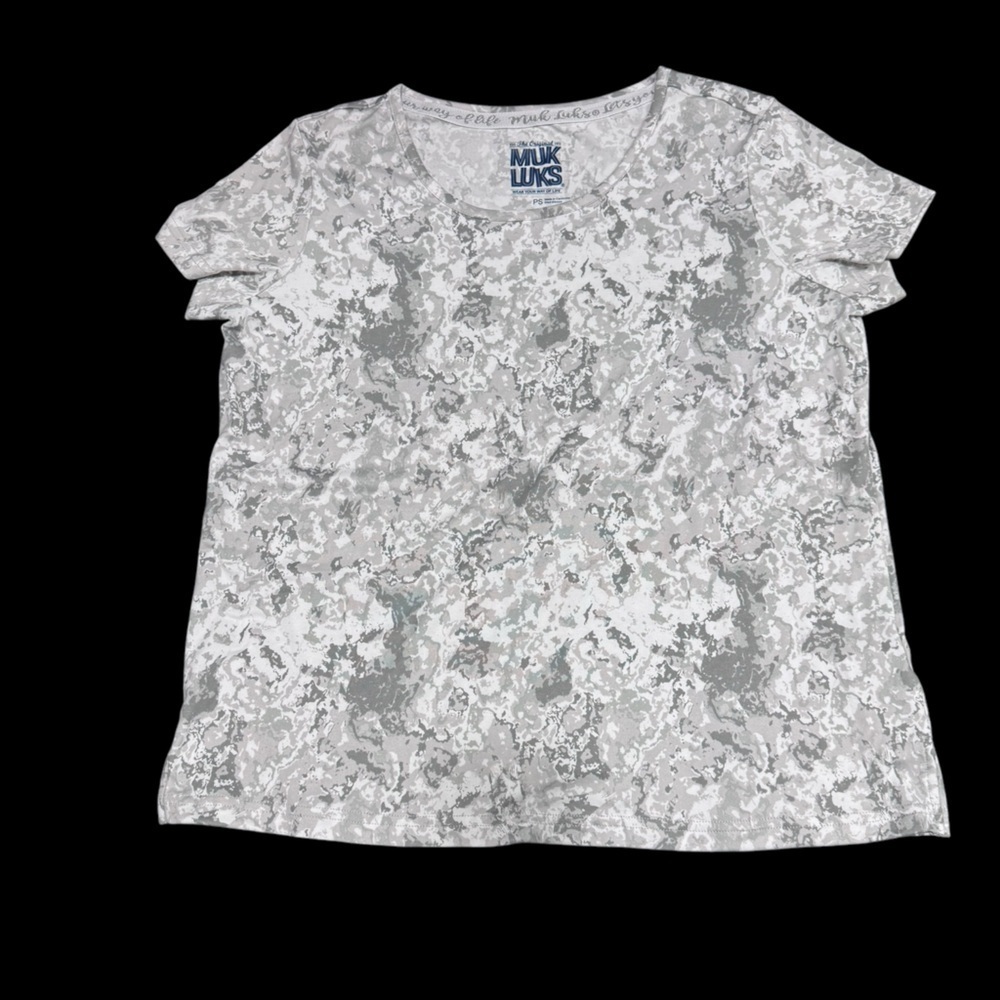 White and Gray camo MUK LUKS Top p19